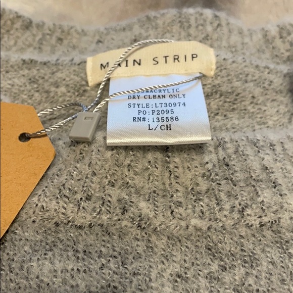 Sweater - Picture 2 of 3